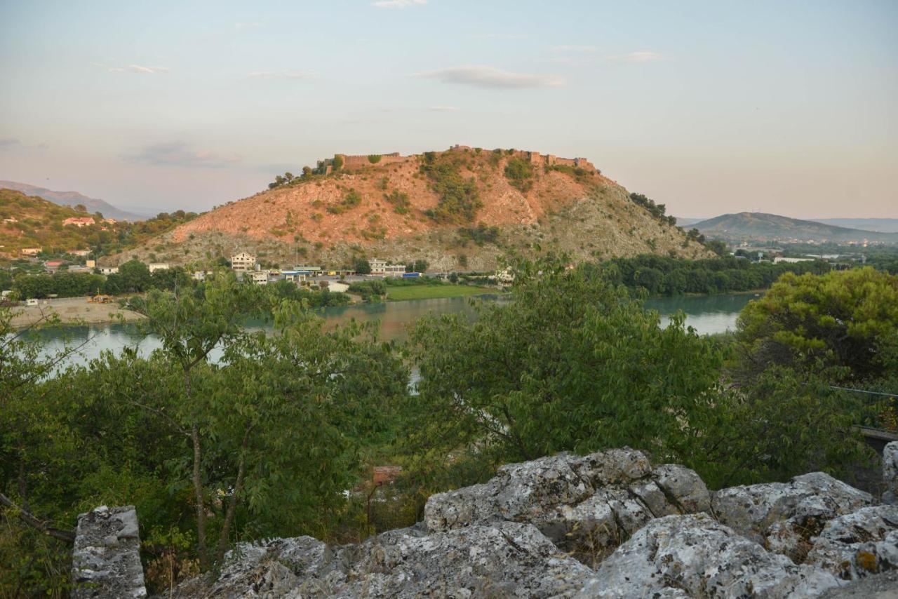 Village Of Peace - House 25 Shkoder Bagian luar foto
